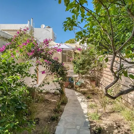 The Tiny House * Parikia (Paros)